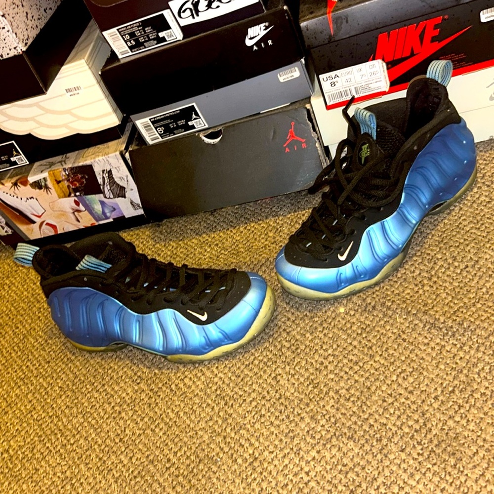 Nike foamposite one university 2016